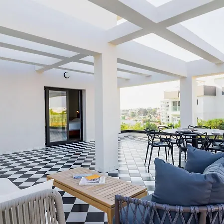 Liv The Adults Only * לרנקה