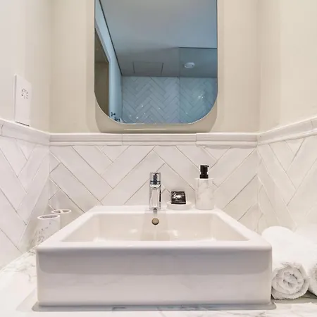 Daire Liv The Adults Only *