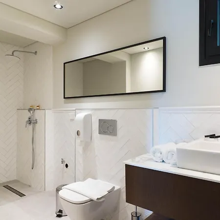 Liv The Adults Only דירה *