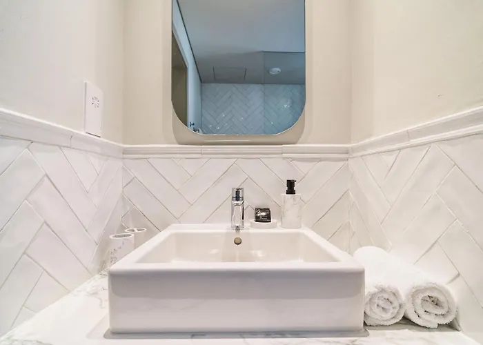 Apartmán Maestro St Lazar (adults Only) *