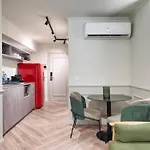 Διαμέρισμα Maestro St Lazar (adults Only) Λάρνακα