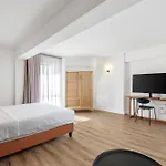 Maestro St Lazar (adults Only) Λάρνακα