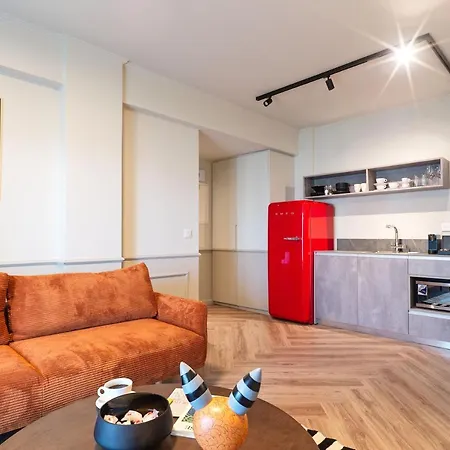 Liv The Adults Only Appartement Larnaca