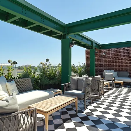 Maestro St Lazar (adults Only) Apartment Larnaca