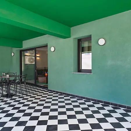 Appartement Liv The Adults Only *
