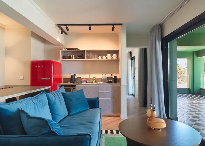 Maestro St Lazar (adults Only) Daire