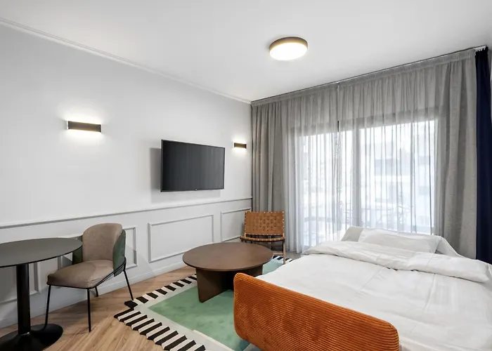 Maestro St Lazar (adults Only) Апартаменти