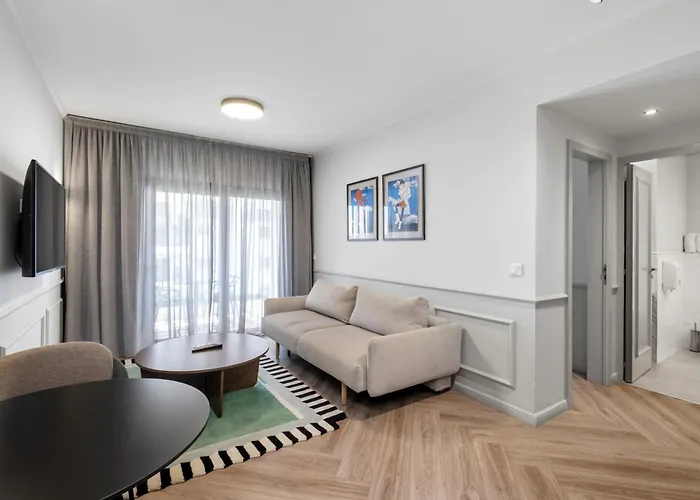 Maestro St Lazar (adults Only) Апартаменти